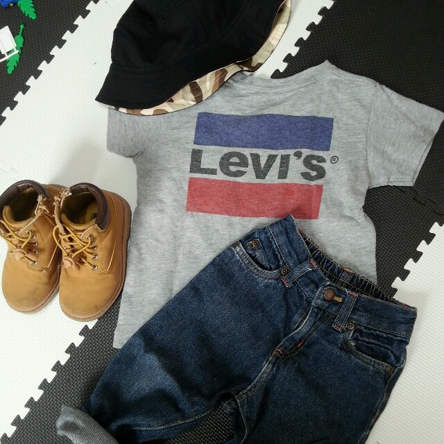Levi's(リーバイス)のLevi'sプリントTシャツ 90 キッズ/ベビー/マタニティのキッズ服男の子用(90cm~)(その他)の商品写真