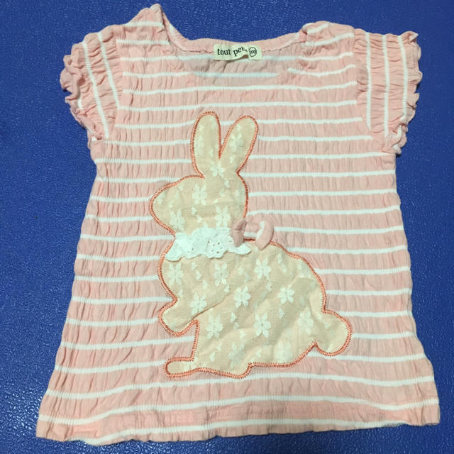 うさぎ☆半袖 キッズ/ベビー/マタニティのキッズ服女の子用(90cm~)(Tシャツ/カットソー)の商品写真