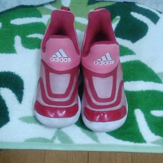 アディダス(adidas)のアディダスキッズスニーカー(^o^;)(スニーカー)