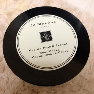 ジョーマローン(Jo Malone)の美品！ ジョーマローン イングリッシュペアー＆フリージア ボディクリーム(ボディクリーム)