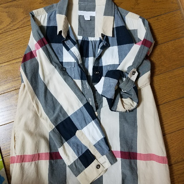 BURBERRY(バーバリー)のBURBERRY　 キッズ/ベビー/マタニティのキッズ服女の子用(90cm~)(ブラウス)の商品写真