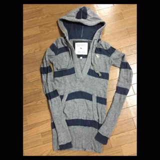 アバクロンビーアンドフィッチ(Abercrombie&Fitch)のアバクロ フード付きニット  S(ニット/セーター)