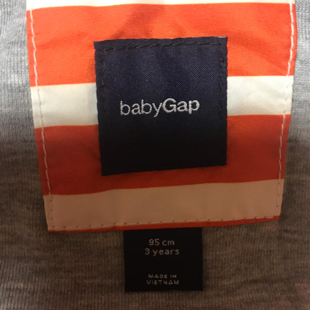 babyGAP(ベビーギャップ)のbaby Gap𓇼 キッズ/ベビー/マタニティのキッズ服男の子用(90cm~)(ジャケット/上着)の商品写真