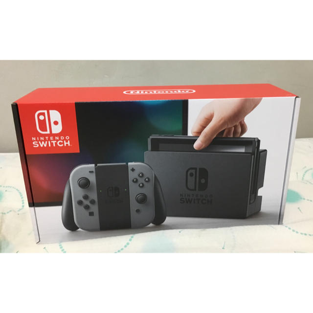 Nintendo Switch(ニンテンドースイッチ)の Nintendo Switch【ニンテンドースイッチ 】本体グレー 新品未開封 エンタメ/ホビーのゲームソフト/ゲーム機本体(家庭用ゲーム機本体)の商品写真