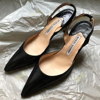 マノロブラニク(MANOLO BLAHNIK)のマノロブラニク 定番ストラップパンプス MANOLO BLAHNIK 37ハーフ(ハイヒール/パンプス)