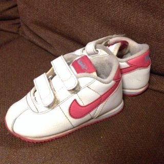 ナイキ(NIKE)のNIKE ピンクのシューズ(その他)