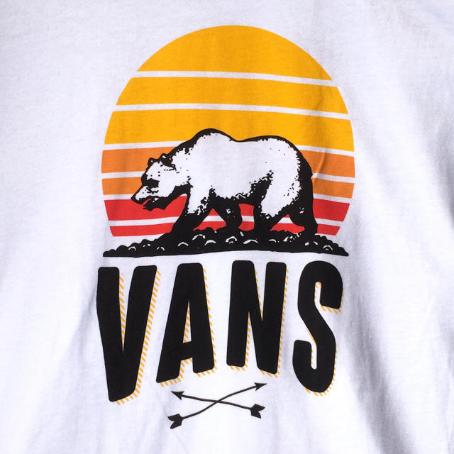 VANS(ヴァンズ)の【新品タグ付】BANS ベアー ロゴTシャツ ホワイト Sサイズ レディースのトップス(Tシャツ(半袖/袖なし))の商品写真