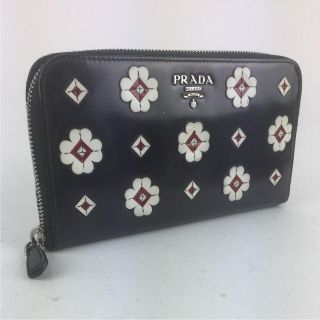 プラダ(PRADA)の確実正規品PRADAラウンドファスナー長財布(財布)