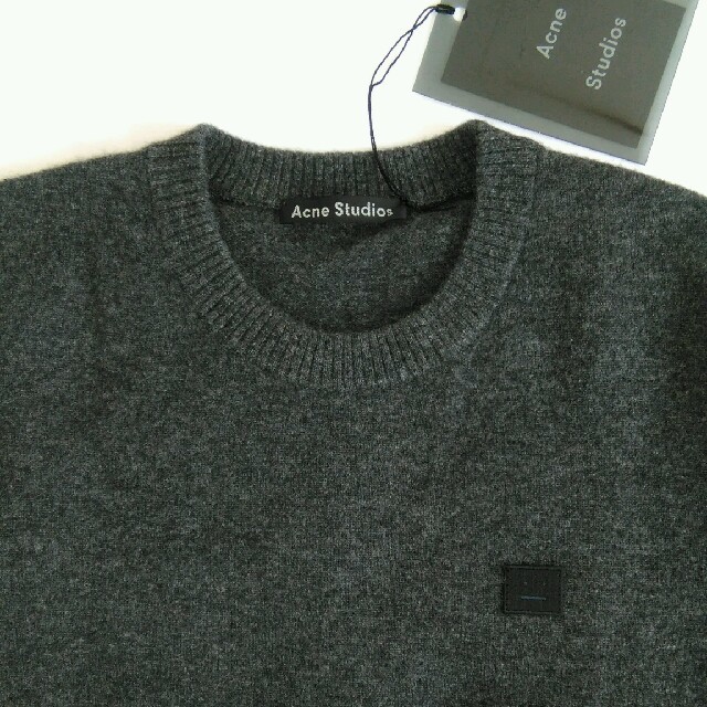 ACNE(アクネ)のNalon Face Charcoal Melange S レディースのトップス(ニット/セーター)の商品写真