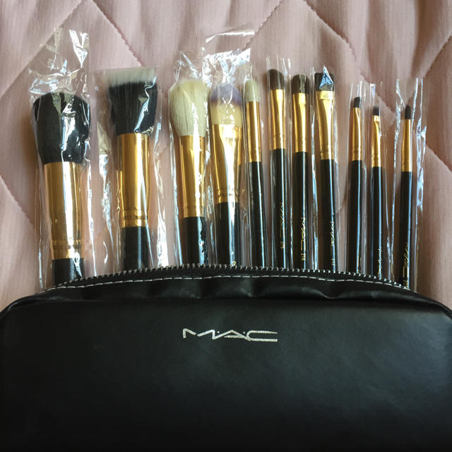 MAC(マック)のmacブラシセット コスメ/美容のキット/セット(コフレ/メイクアップセット)の商品写真