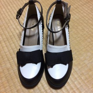 アクシーズファム(axes femme)のaxes femme♡クラシックリボンパンプス♡クロ（新品）(ハイヒール/パンプス)