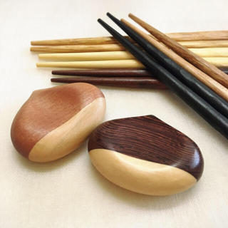 【おすすめ】天然木製 箸＆箸置きセット♡(食器)