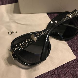 クリスチャンディオール(Christian Dior)の【愛彩様専用】Dior ストーン サングラス(サングラス/メガネ)