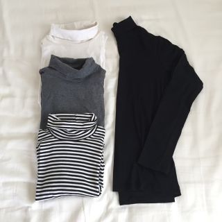 ユニクロ(UNIQLO)の【UNIQLO】まとめ売り　ユニクロ　スーピマコットン　タートルネックT　(Tシャツ(長袖/七分))