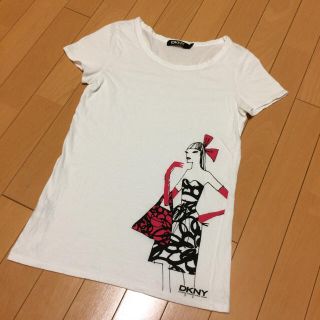 ダナキャランニューヨーク(DKNY)のDKNY プリントTシャツ 白 S(Tシャツ(半袖/袖なし))