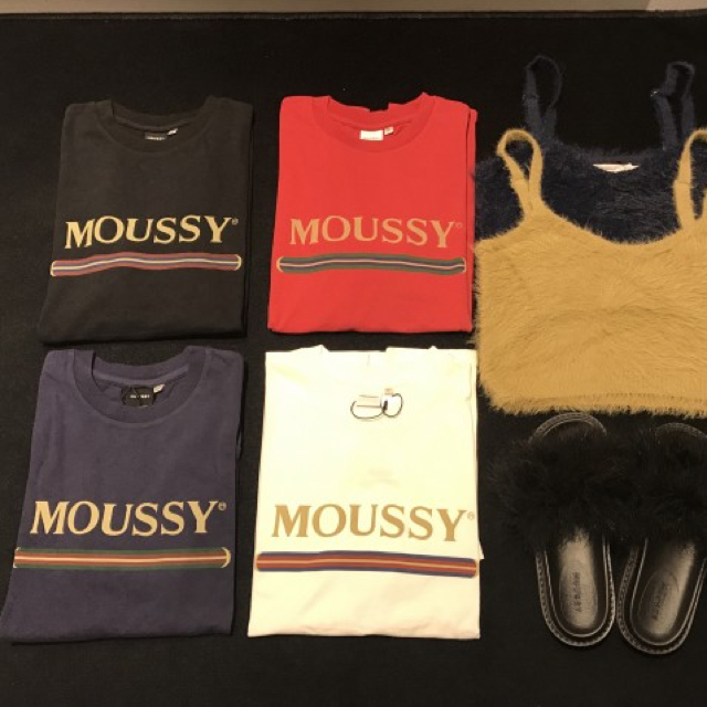 moussy(マウジー)の今季♡MOUSSY classic Tシャツ♡マウジークラシックTシャツ♡完売 レディースのトップス(Tシャツ(半袖/袖なし))の商品写真