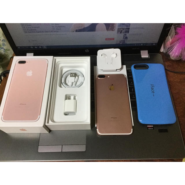 Apple - Iphone 7 plus SIM フリー