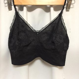 ヴィクトリアズシークレット(Victoria's Secret)のレースハーフキャミソール(ベアトップ/チューブトップ)