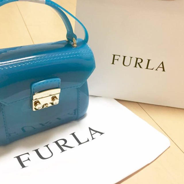 Furla(フルラ)の正規品 新品 フルラ キャンディバッグ ミニ 水色 ショルダーバッグ レディースのバッグ(ショルダーバッグ)の商品写真