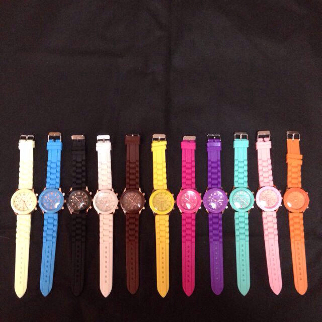 新品カラー時計【ブラック＆ローズ】 レディースのファッション小物(腕時計)の商品写真