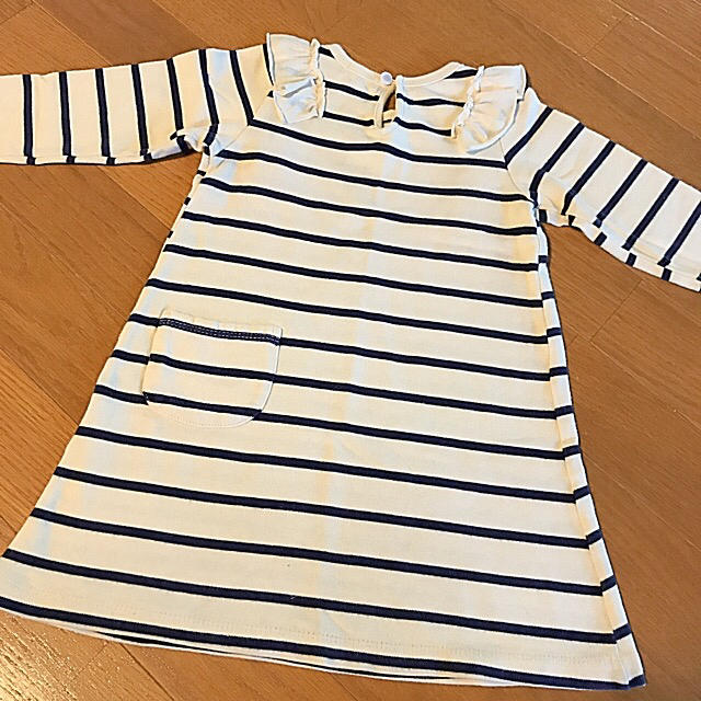 Seraph(セラフ)のseraph♪ボーダーフリルワンピース100 キッズ/ベビー/マタニティのキッズ服女の子用(90cm~)(ワンピース)の商品写真