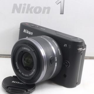 ニコン(Nikon)の★素敵なブラック wifiSD★Nikon ニコン　J1レンズキット　ブラック(ミラーレス一眼)
