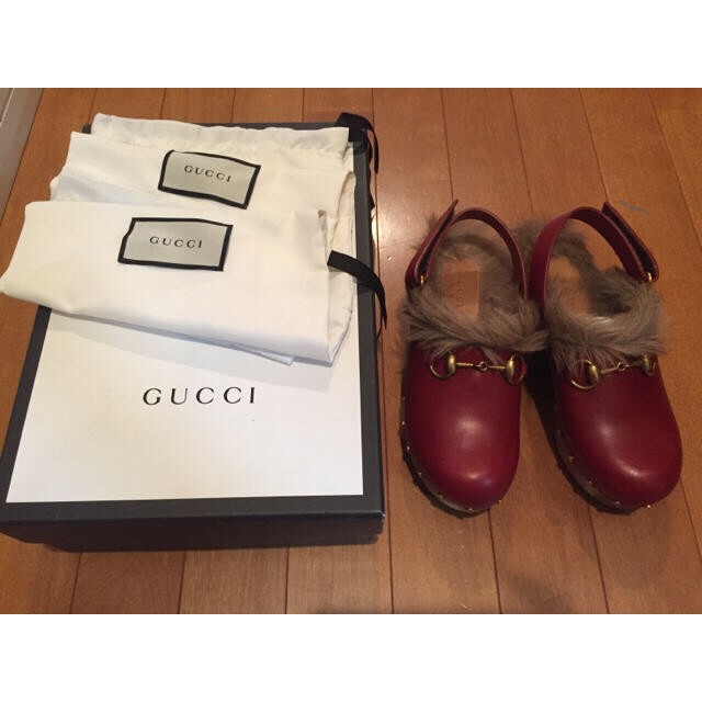 Gucci(グッチ)の美品レア！gucci グッチ アムステル ファー シューズ プリンスタウン 35 レディースの靴/シューズ(スリッポン/モカシン)の商品写真