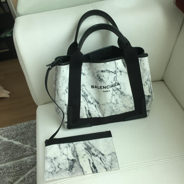 誠実 Balenciaga - バレンシアガトートマーブルSサイズ トートバッグ