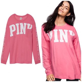 ヴィクトリアズシークレット(Victoria's Secret)のPINKキャンパスＴシャツ(Tシャツ(長袖/七分))