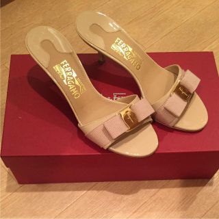 サルヴァトーレフェラガモ(Salvatore Ferragamo)のフェラガモ☆ミュール☆ベージュ(ミュール)