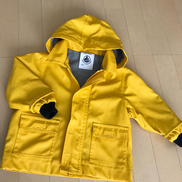 PETIT BATEAU(プチバトー)のプチバトー ヨットパーカー 74cm キッズ/ベビー/マタニティのベビー服(~85cm)(ジャケット/コート)の商品写真