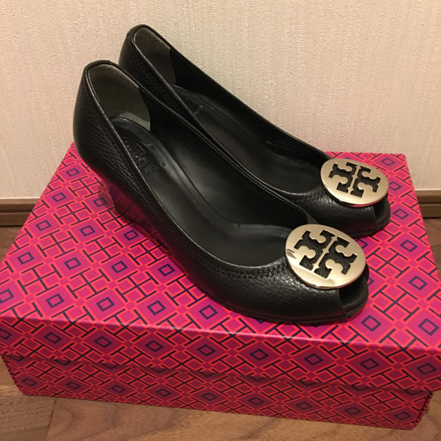 Tory Burch(トリーバーチ)のトリーバーチ♡オープントゥパンプス♡ レディースの靴/シューズ(ハイヒール/パンプス)の商品写真