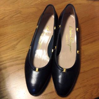 フェラガモ(Ferragamo)のフェラガモ✨ローヒールパンプス(ハイヒール/パンプス)