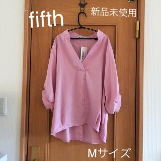 フィフス(fifth)の新品未使用☆fifth 人気のブラウス・トップス・バックデザインブラウス(シャツ/ブラウス(長袖/七分))