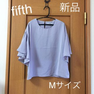 フィフス(fifth)のなーなさま専用☆新品☆fifth 人気のトップス・フリルブラウス・グレー(シャツ/ブラウス(半袖/袖なし))