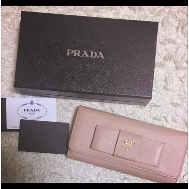 PRADA ✩ 長財布 ✩ ピンク