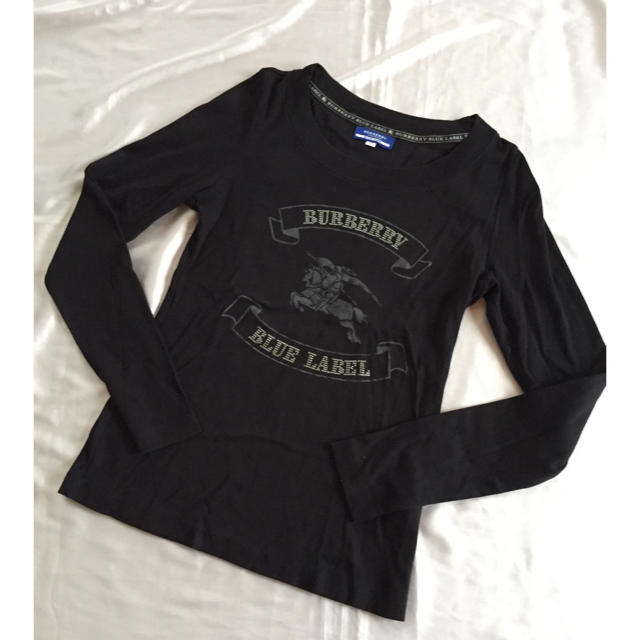 BURBERRY BLUE LABEL(バーバリーブルーレーベル)のバーバリー・ロゴロンT 美品 レディースのトップス(Tシャツ(長袖/七分))の商品写真