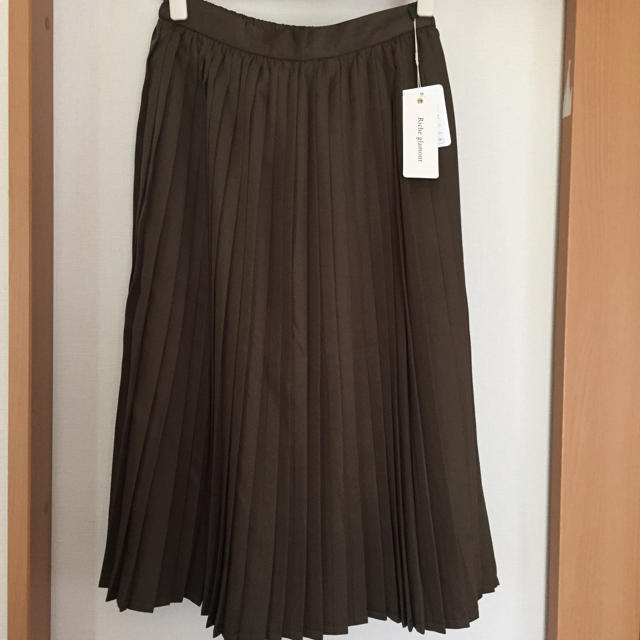 SPINNS(スピンズ)の新品！スピンズ☆プリーツスカート ロング レディースのスカート(ロングスカート)の商品写真