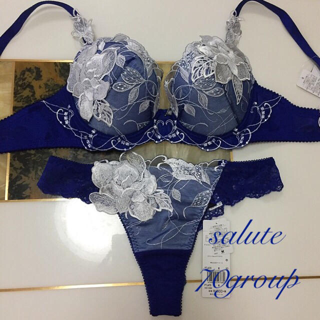 新品♡salute♡サルート♡ブラe70♡ソングm-