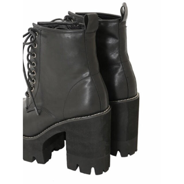 ENVYM(アンビー)の♡ENVYN♡ ＬＡＣＥ ＵＰ ＢＯＯＴＳ レディースの靴/シューズ(ブーツ)の商品写真