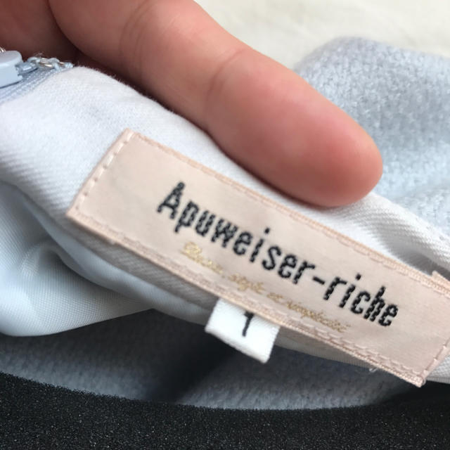 Apuweiser-riche(アプワイザーリッシェ)のリボン袖ワンピース レディースのワンピース(ミニワンピース)の商品写真