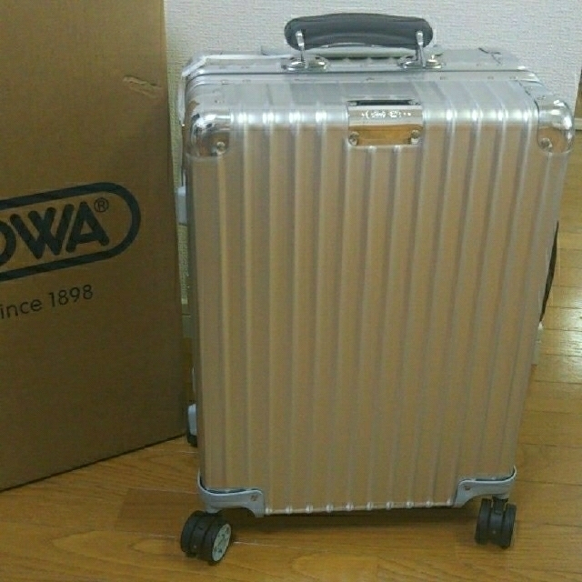 新規購入 RIMOWA - 「Emilia」RIMOWAリモワクラシックフライト35L