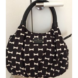 ケイトスペードニューヨーク(kate spade new york)の❤︎【Kate Spade】❤︎アメリカ正規店購入❤︎リボン柄(ショルダーバッグ)