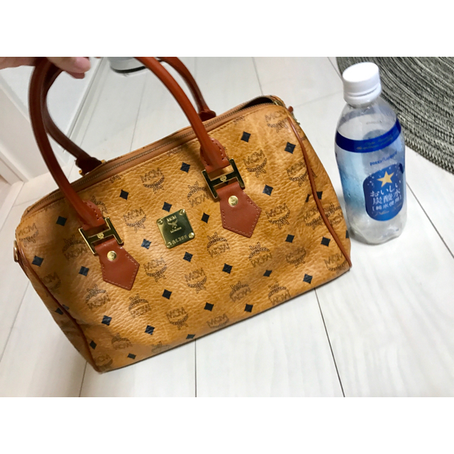 MCM(エムシーエム)の【中古・美品】MCM 大きめボストンバッグ レディースのバッグ(ボストンバッグ)の商品写真