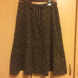 ユニクロ(UNIQLO)のユニクロ ティアードスカート フリーサイズ(ひざ丈スカート)