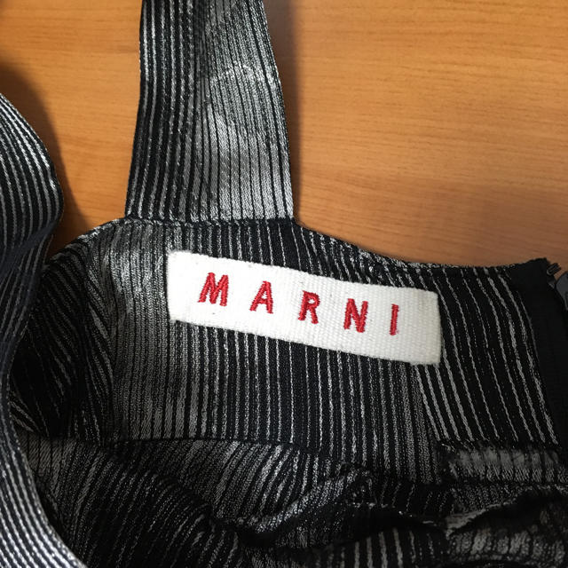 Marni(マルニ)のMARNI マルニ トップス レディースのトップス(シャツ/ブラウス(半袖/袖なし))の商品写真