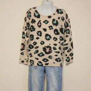 フォーエバートゥエンティーワン(FOREVER 21)のFOREVER21 女の子 薄いニットS(120cm)(ニット)