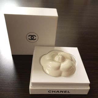 シャネル(CHANEL)の【値下げしました】CHANEL カメリア アロマストーン ペーパーウエイト(アロマグッズ)