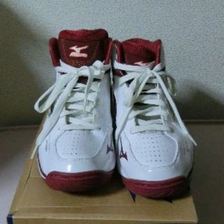 ミズノ(MIZUNO)のミズノ　バスケットシューズ　サイズ28センチ(バスケットボール)