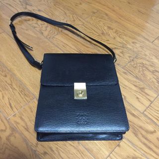 ロエベ(LOEWE)のロエベ ショルダーバック 黒(ショルダーバッグ)